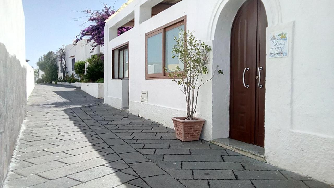 B&B Casa Frank 스트롬볼리 외부 사진